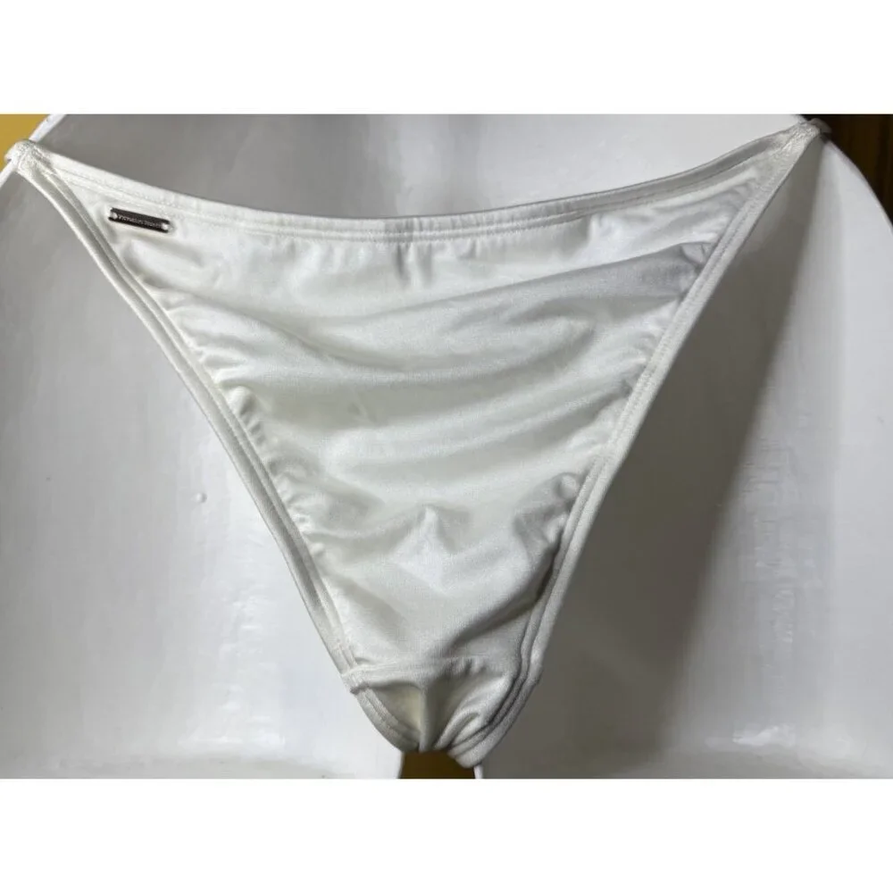 Swim Tops‎ and Bottoms BUNDLE  3 Bottoms 3 Tops Size Small
